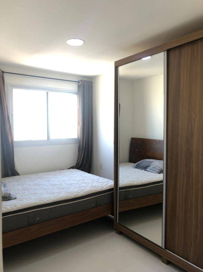 Apartamento à venda com 2 quartos, 60m² - Foto 11