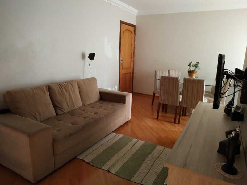 Apartamento à venda com 2 quartos, 69m² - Foto 1