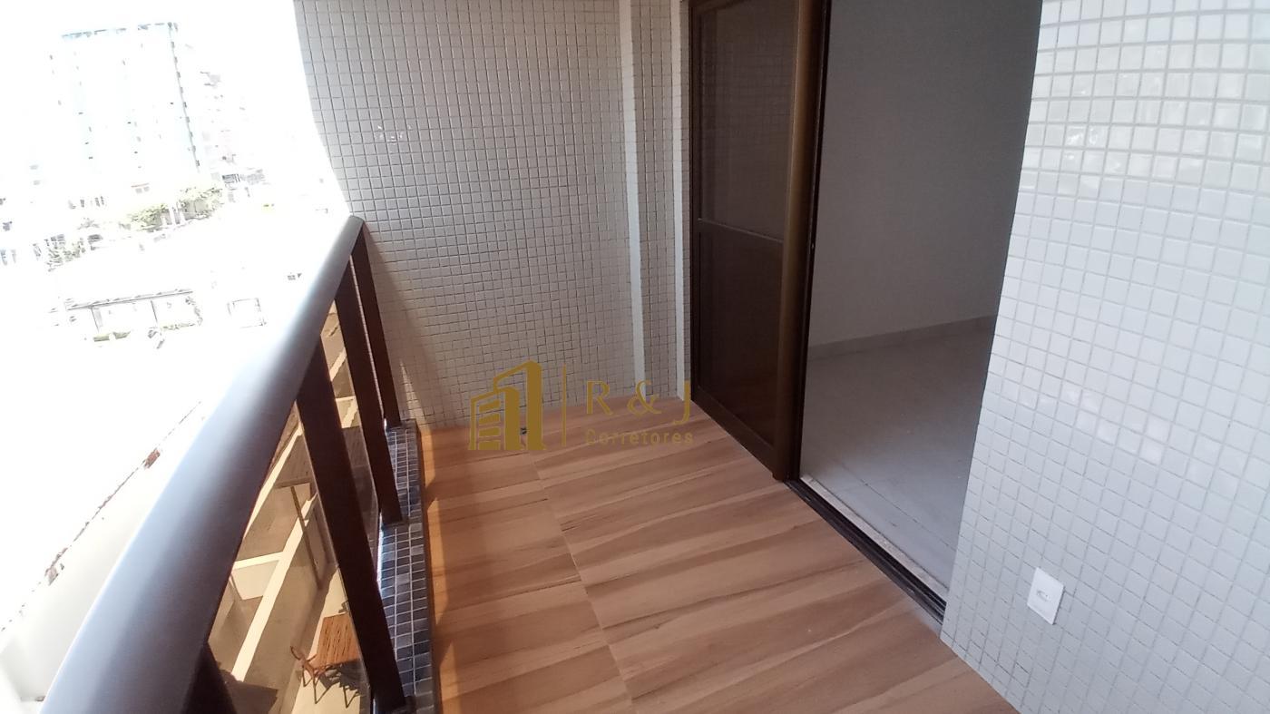 Apartamento à venda com 2 quartos, 62m² - Foto 4