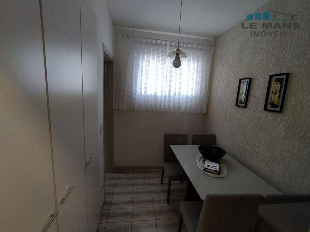 Apartamento à venda com 3 quartos, 120m² - Foto 12