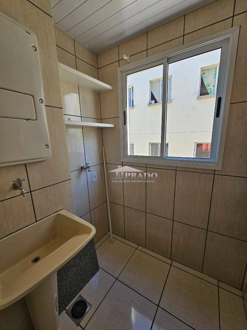 Apartamento à venda com 3 quartos, 61m² - Foto 4