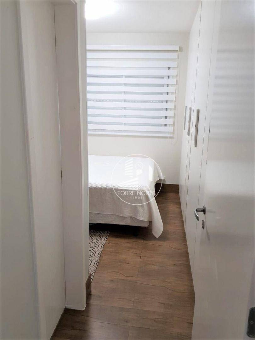 Apartamento à venda com 2 quartos, 67m² - Foto 12