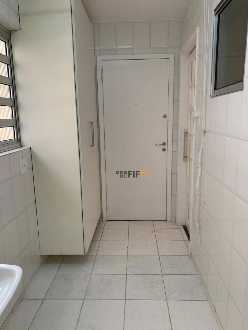 Apartamento à venda e aluguel com 3 quartos, 185m² - Foto 22