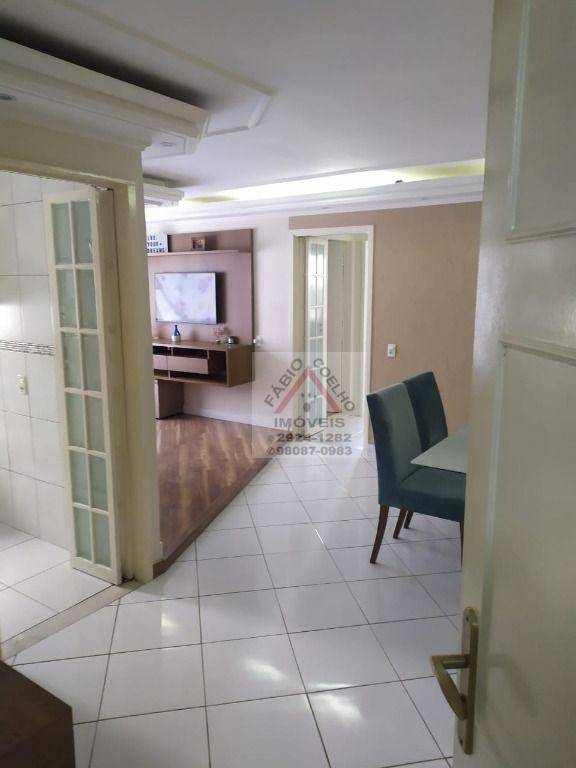 Apartamento à venda com 2 quartos, 62m² - Foto 4