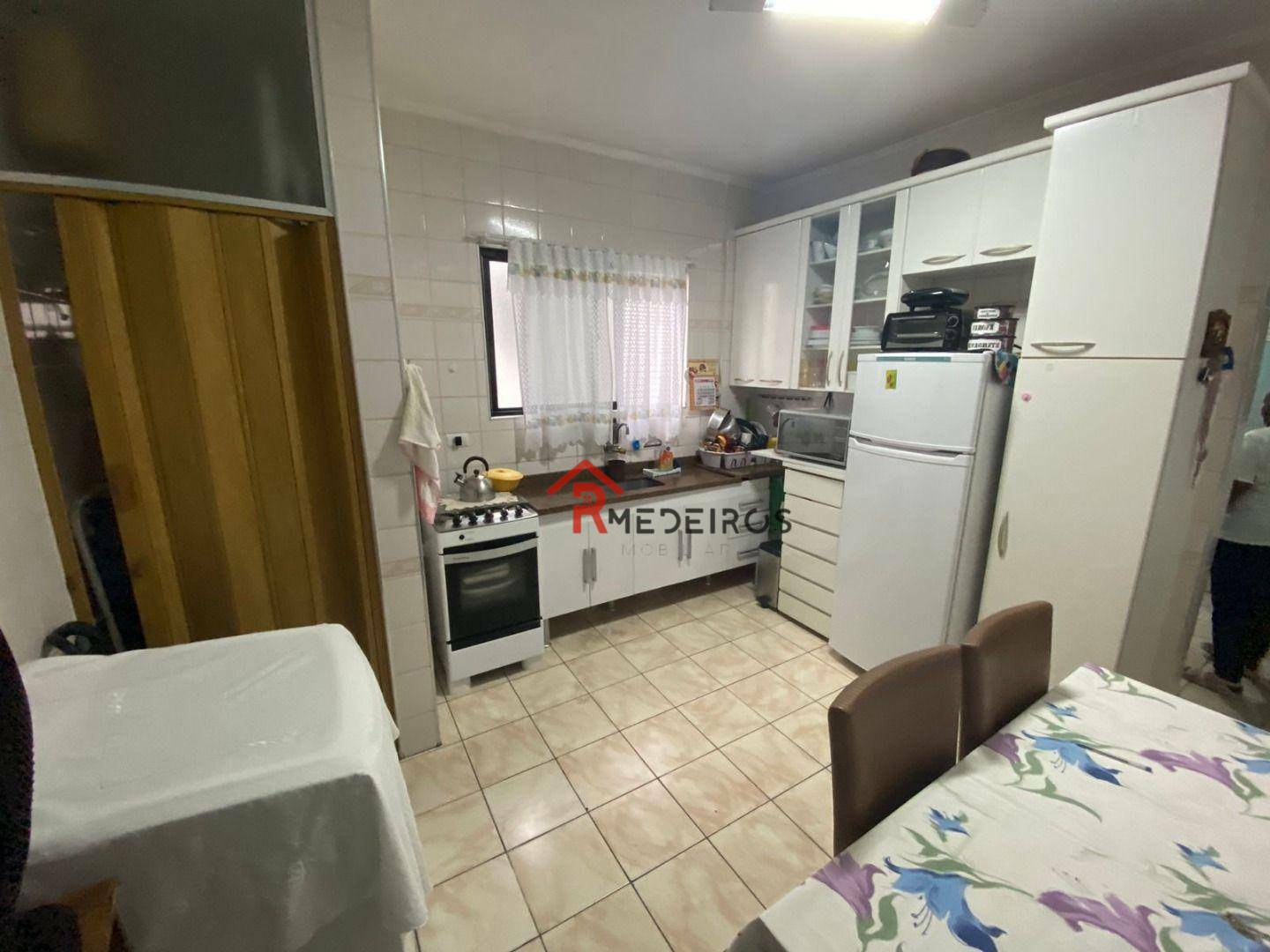 Apartamento à venda com 1 quarto, 64m² - Foto 5