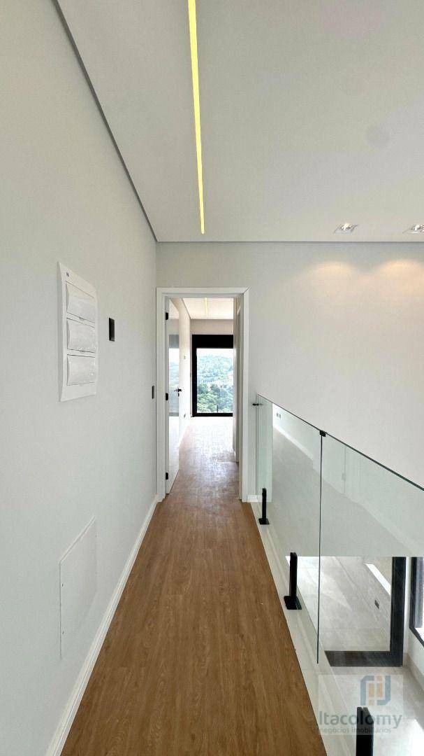 Casa de Condomínio à venda com 4 quartos, 300m² - Foto 7