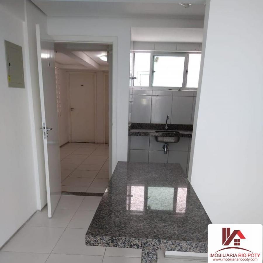 Apartamento à venda com 2 quartos, 62m² - Foto 5