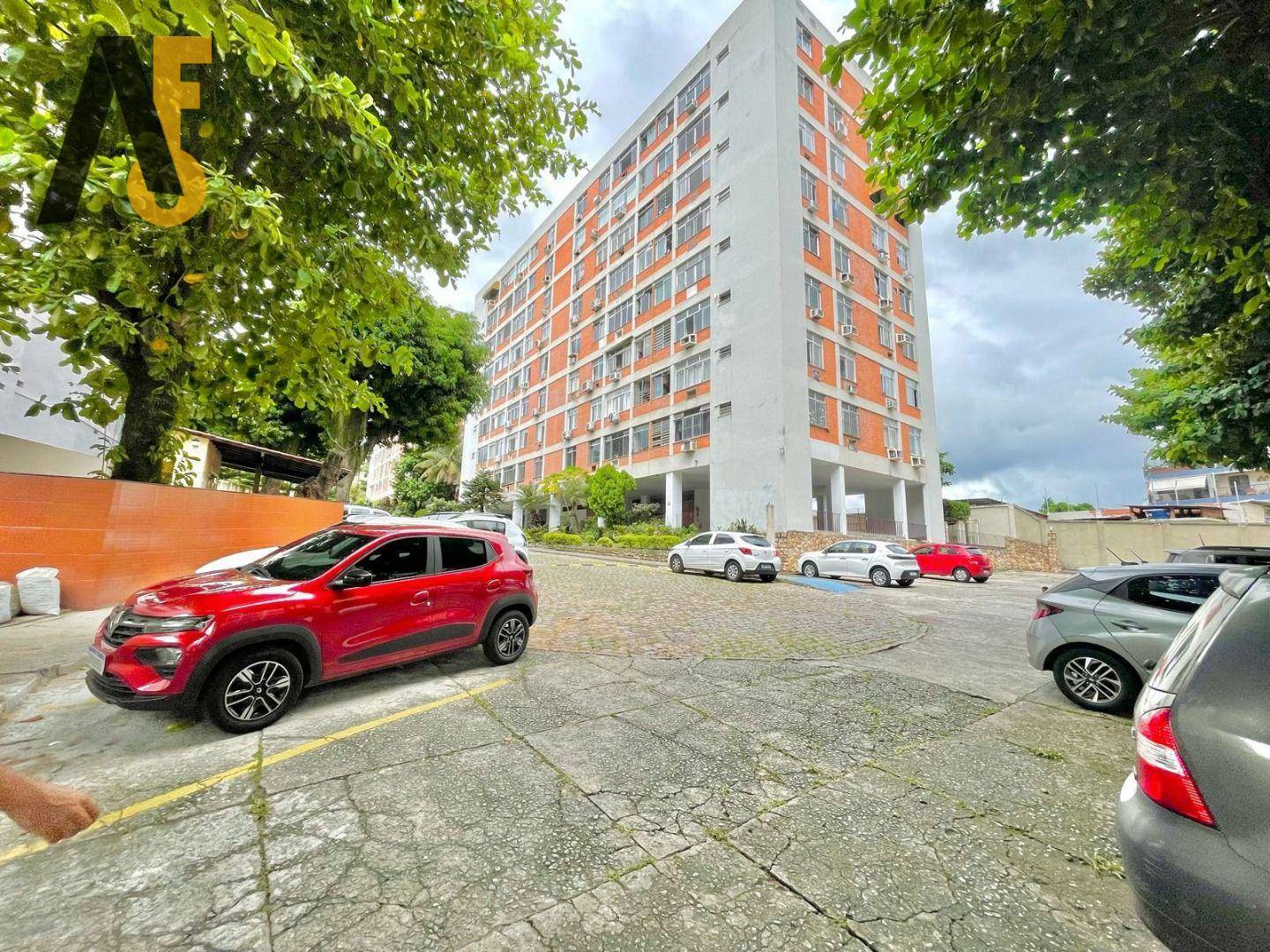 Apartamento à venda com 2 quartos, 62m² - Foto 15