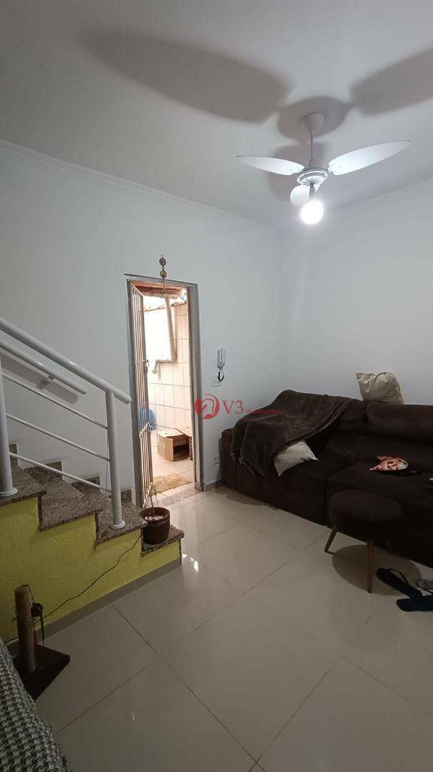 Sobrado à venda com 2 quartos, 60m² - Foto 35