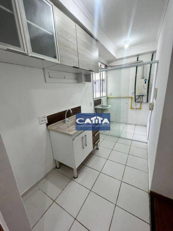 Apartamento à venda com 2 quartos, 40m² - Foto 18