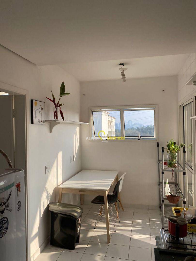 Apartamento à venda com 3 quartos, 110m² - Foto 11