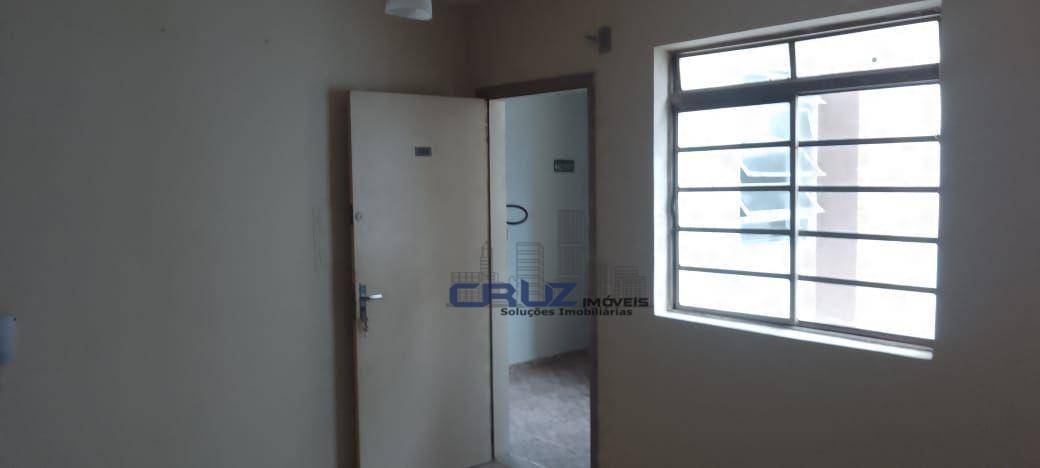 Apartamento para alugar com 2 quartos, 42m² - Foto 3