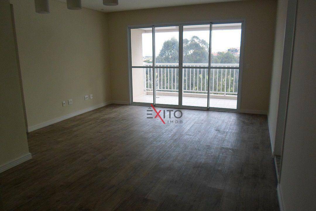 Apartamento à venda com 3 quartos, 111m² - Foto 1