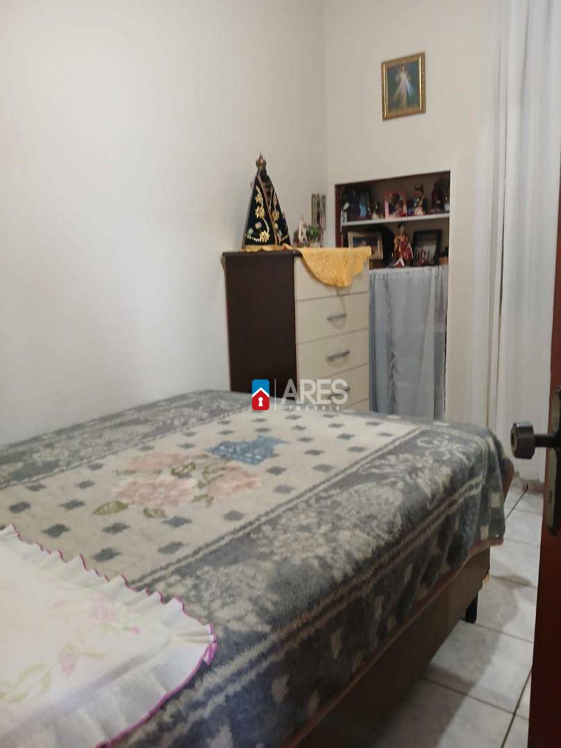 Casa, 5 quartos, 182 m² - Foto 4