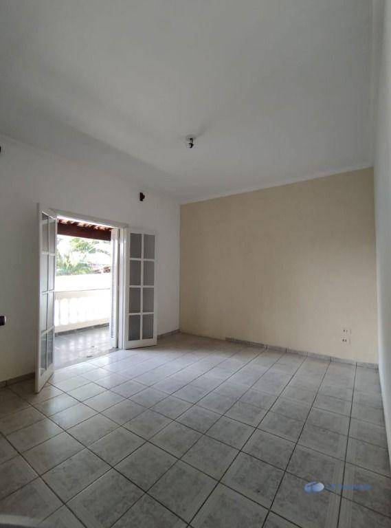 Casa à venda e aluguel com 4 quartos, 220m² - Foto 15