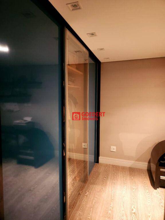 Apartamento para alugar com 4 quartos, 168m² - Foto 17