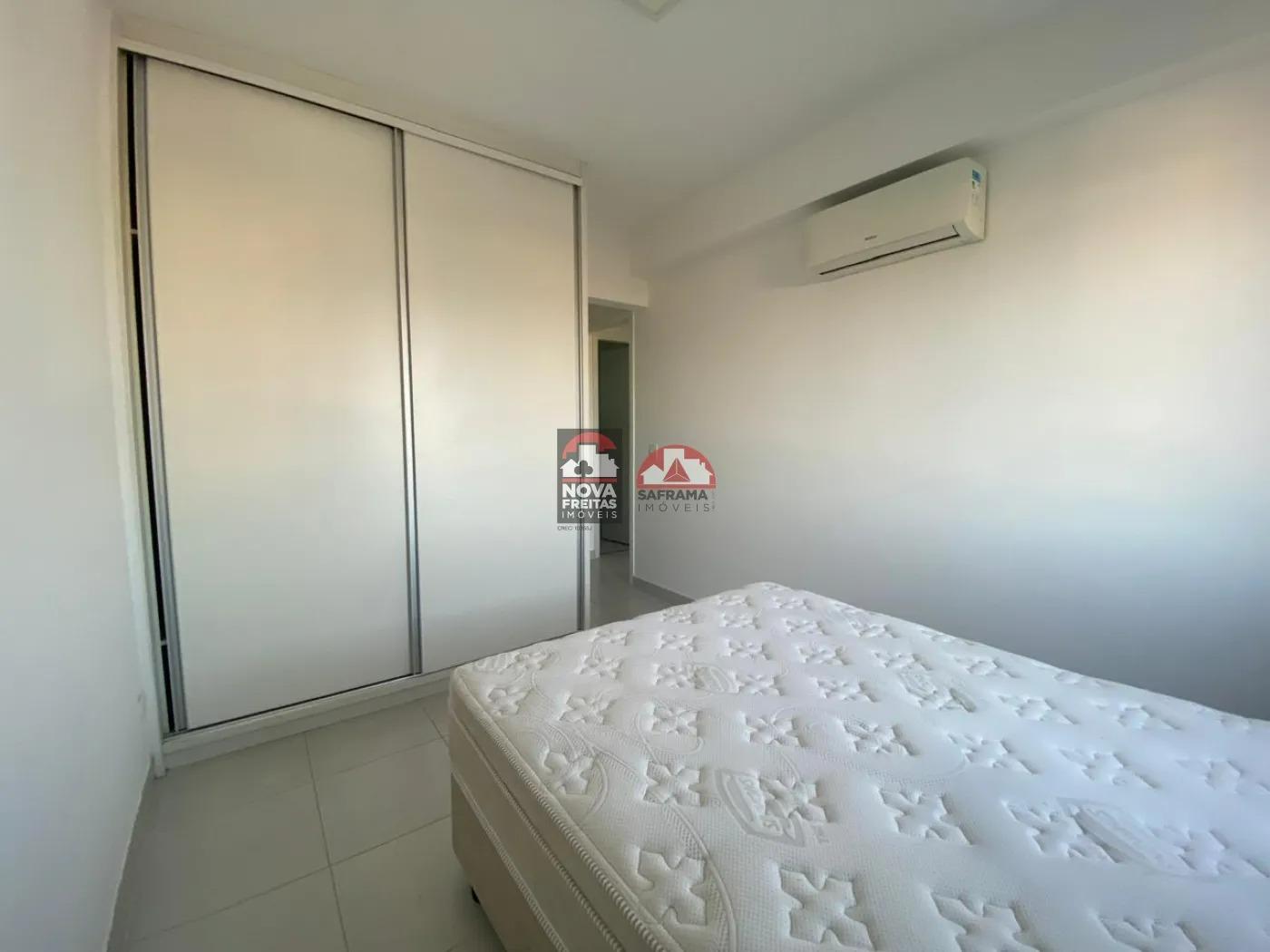 Apartamento à venda com 2 quartos, 70m² - Foto 12