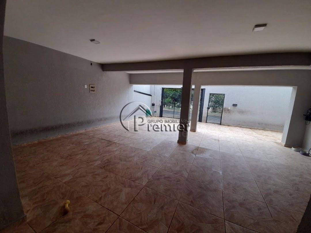 Casa à venda com 3 quartos, 219m² - Foto 4