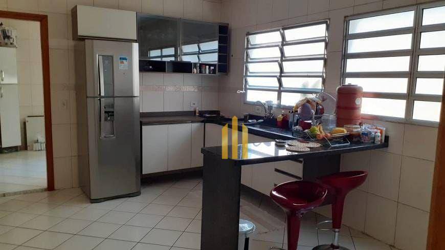 Sobrado à venda com 3 quartos, 135m² - Foto 13