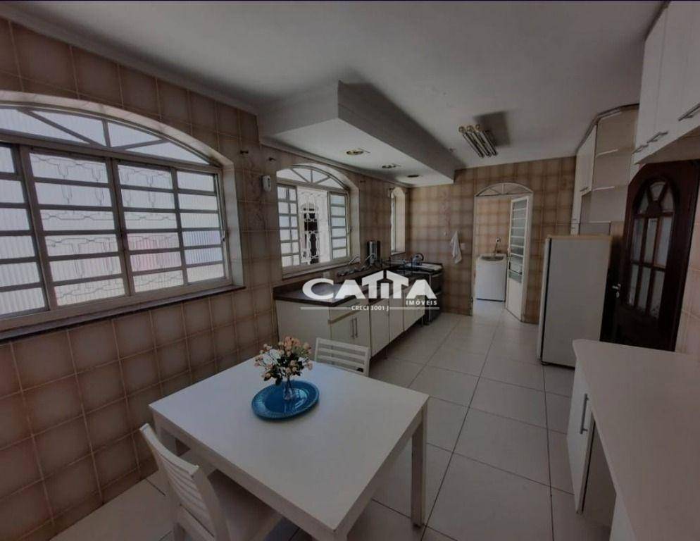 Sobrado à venda com 4 quartos, 384m² - Foto 7