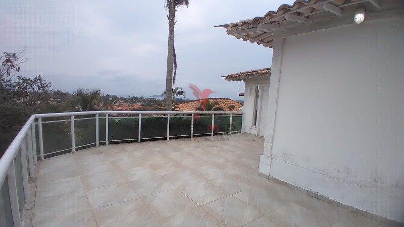 Casa à venda com 3 quartos, 360m² - Foto 2