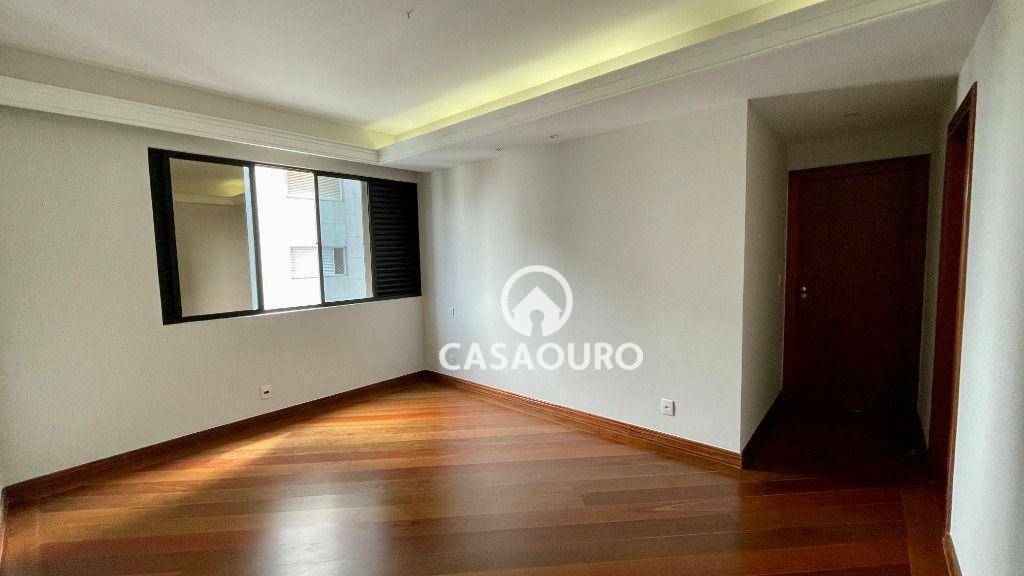 Apartamento à venda com 4 quartos, 280m² - Foto 11