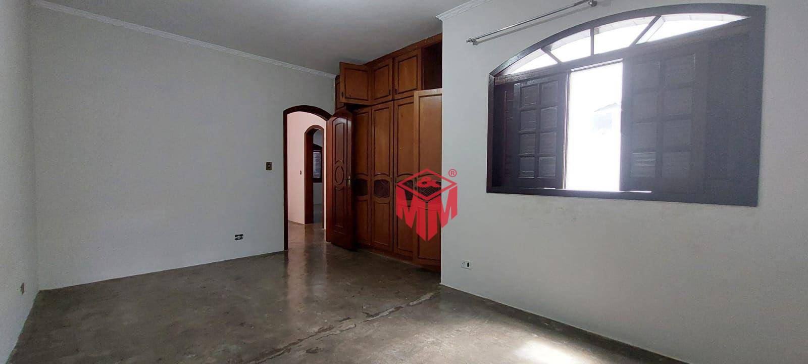 Sobrado à venda e aluguel com 3 quartos, 540m² - Foto 24