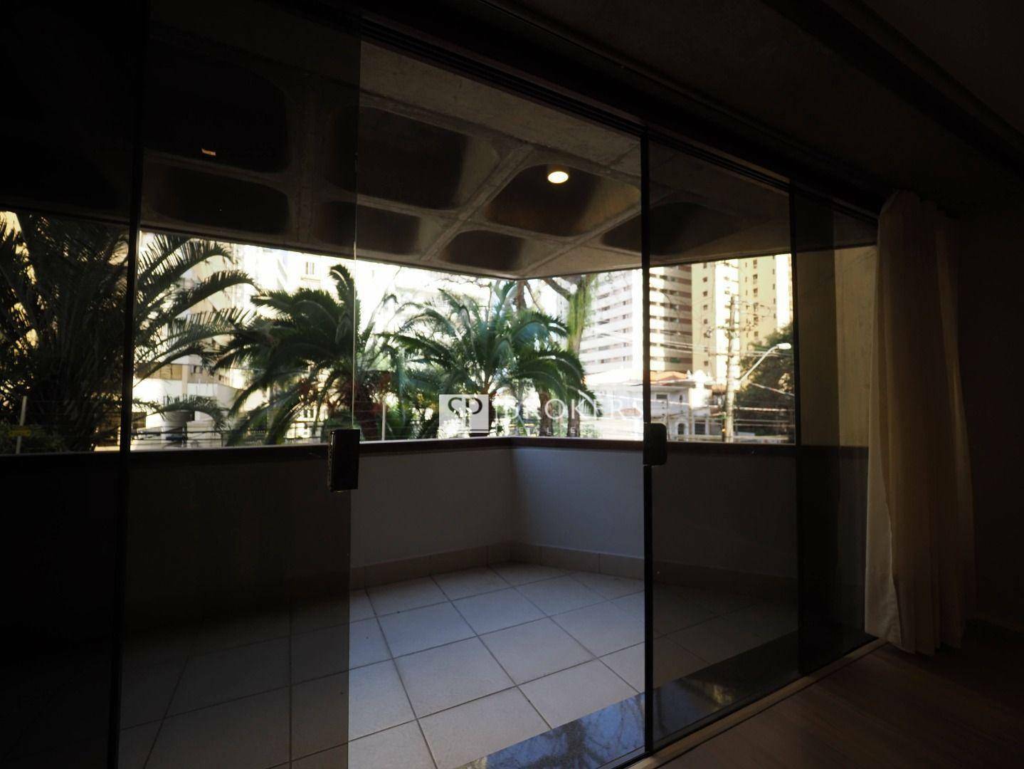 Apartamento à venda com 4 quartos, 226m² - Foto 19