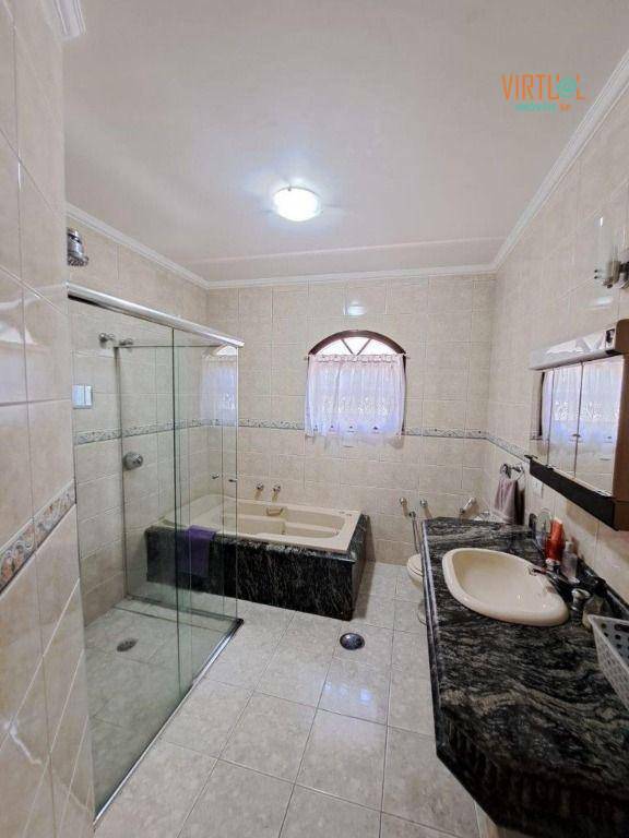 Sobrado à venda com 3 quartos, 231m² - Foto 15