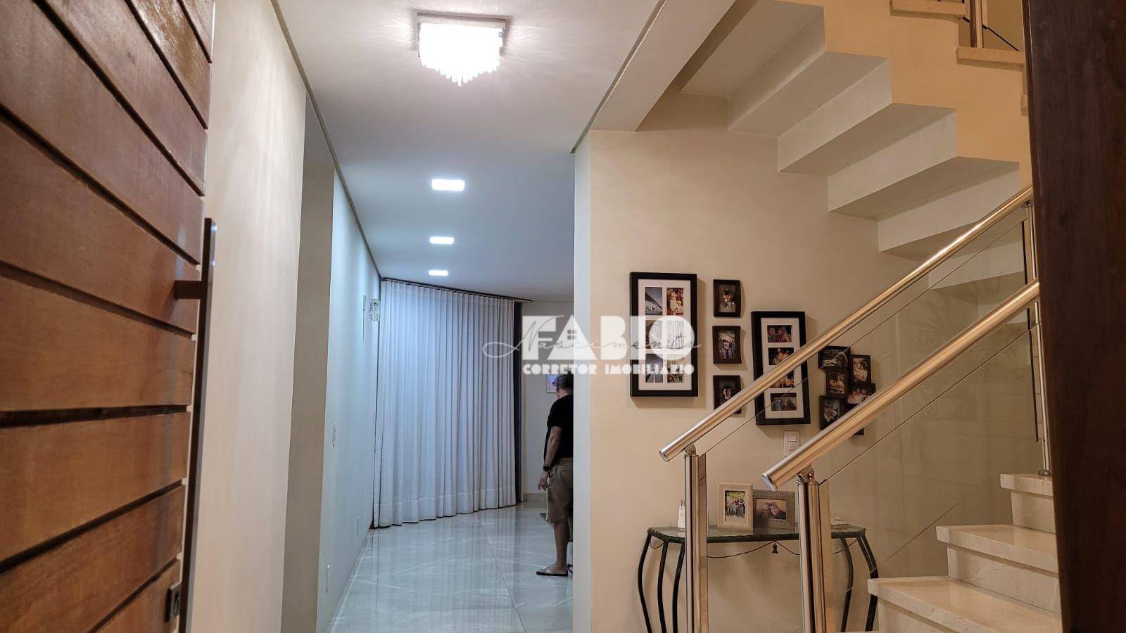 Casa de Condomínio à venda com 4 quartos, 320m² - Foto 20