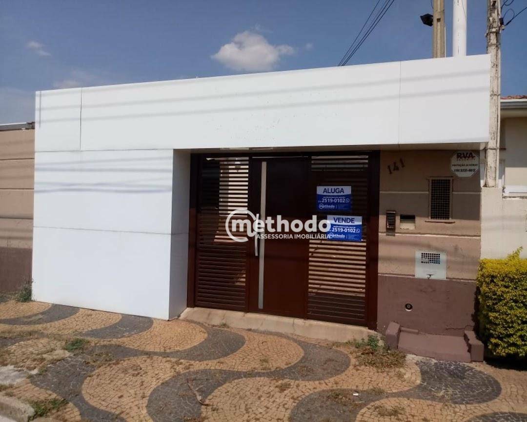 Casa à venda com 4 quartos, 270m² - Foto 2