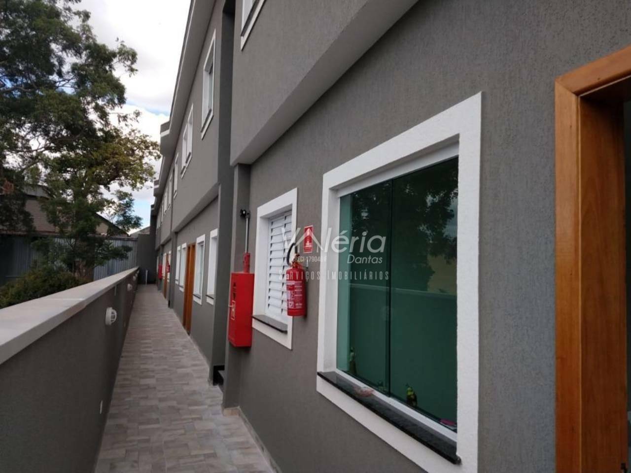 Apartamento à venda com 2 quartos, 45m² - Foto 1