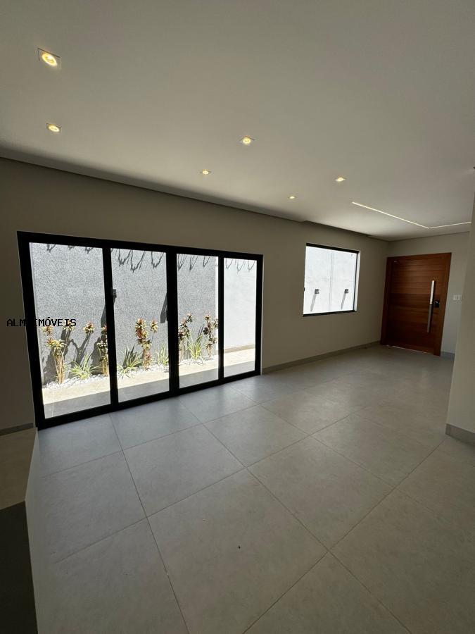 Casa à venda com 3 quartos, 290m² - Foto 15