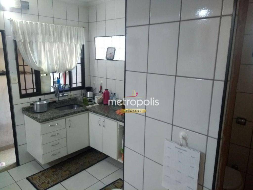 Sobrado à venda com 4 quartos, 200m² - Foto 10