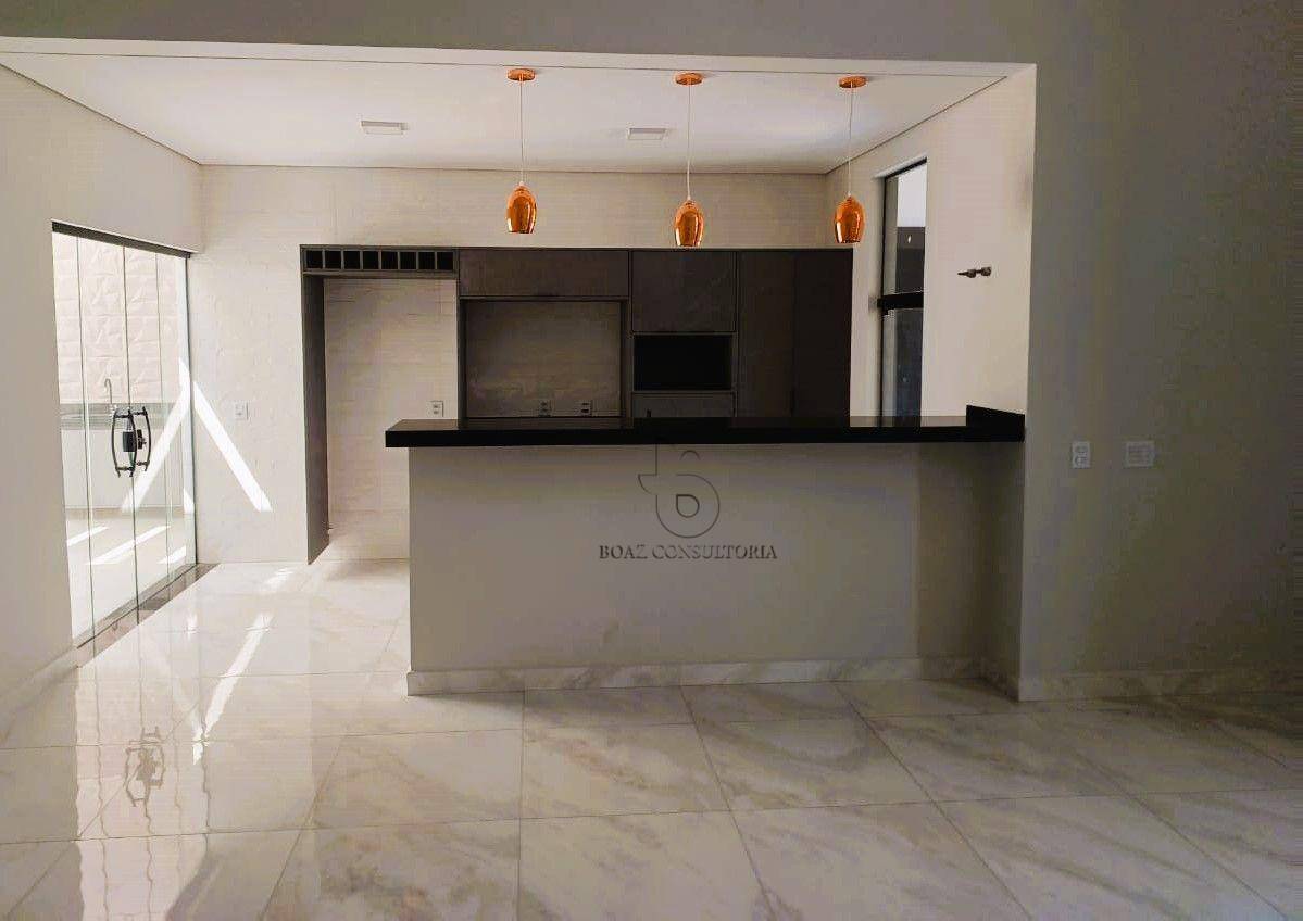 Casa de Condomínio à venda e aluguel com 3 quartos, 181m² - Foto 4