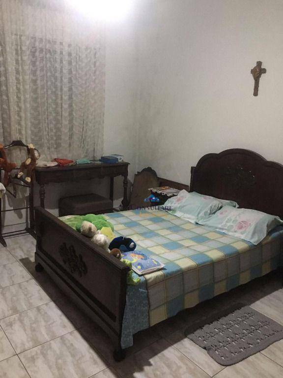 Apartamento à venda com 3 quartos, 175m² - Foto 10