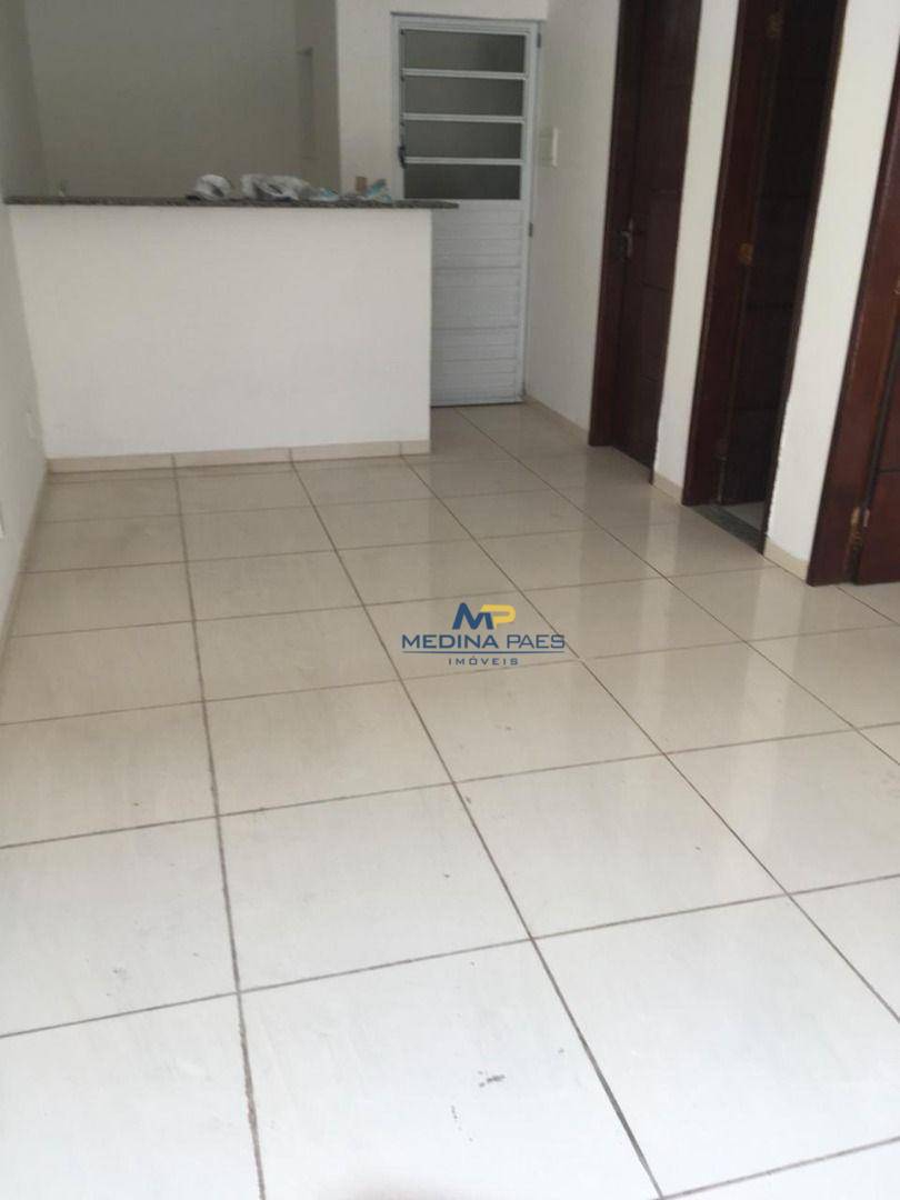 Casa à venda com 2 quartos, 50M2 - Foto 3