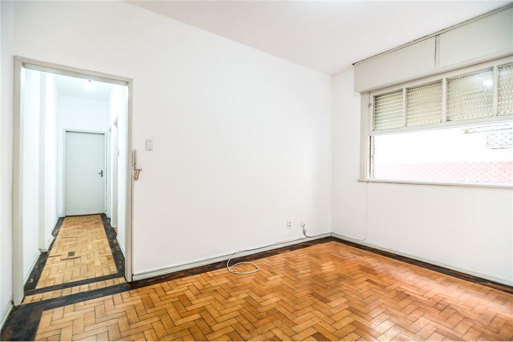 Apartamento à venda com 2 quartos, 60m² - Foto 9