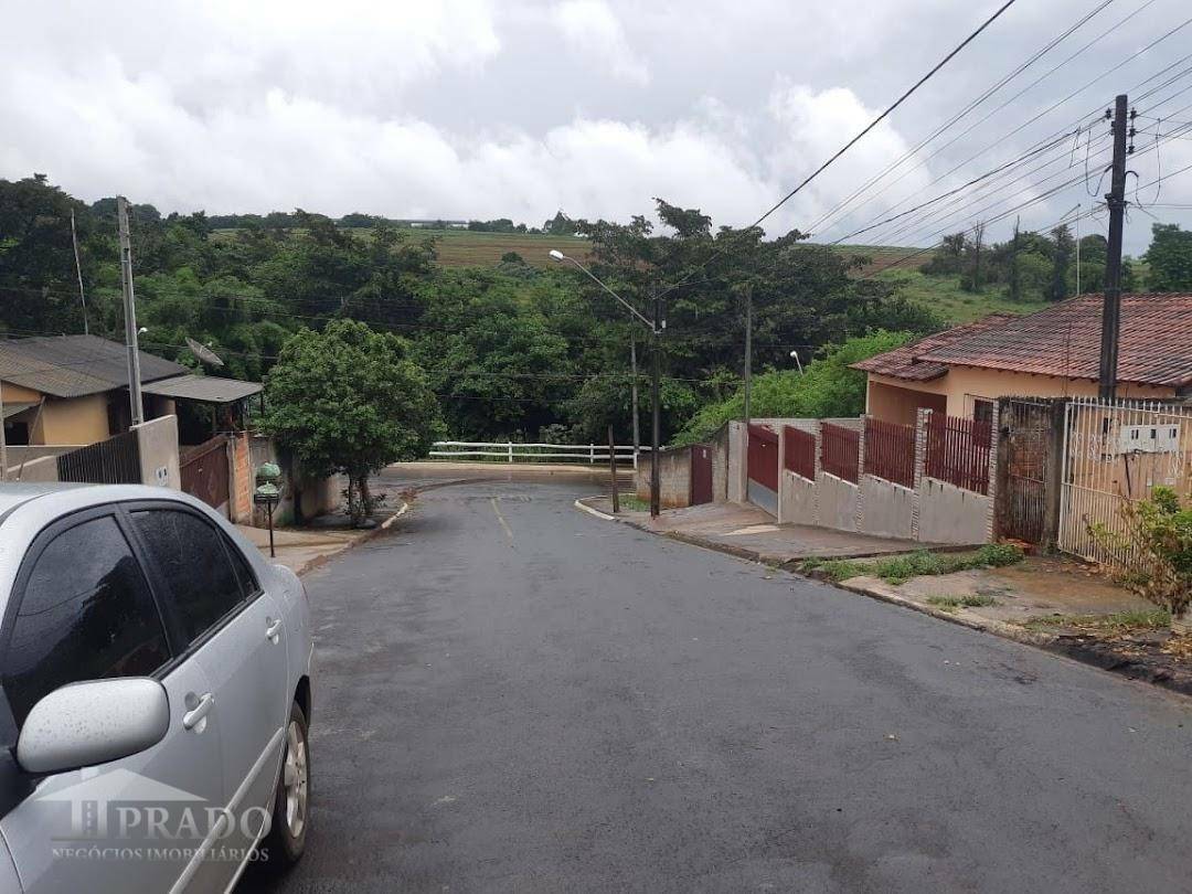 Casa à venda com 4 quartos, 210m² - Foto 14