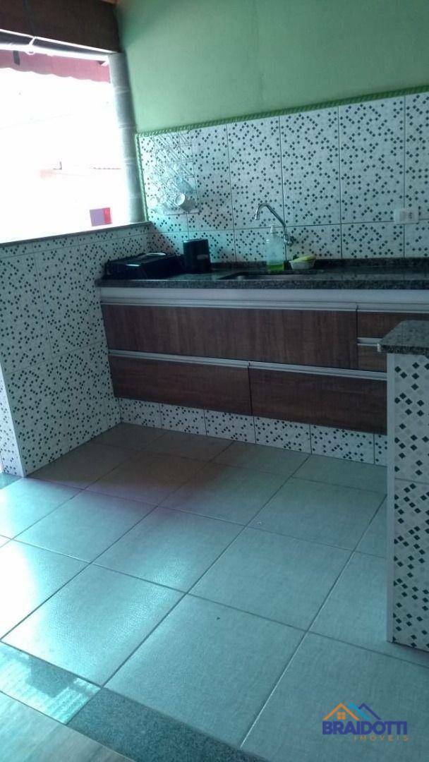 Chácara à venda com 3 quartos, 200m² - Foto 6