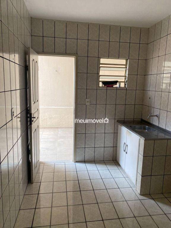 Casa à venda com 3 quartos, 200m² - Foto 15