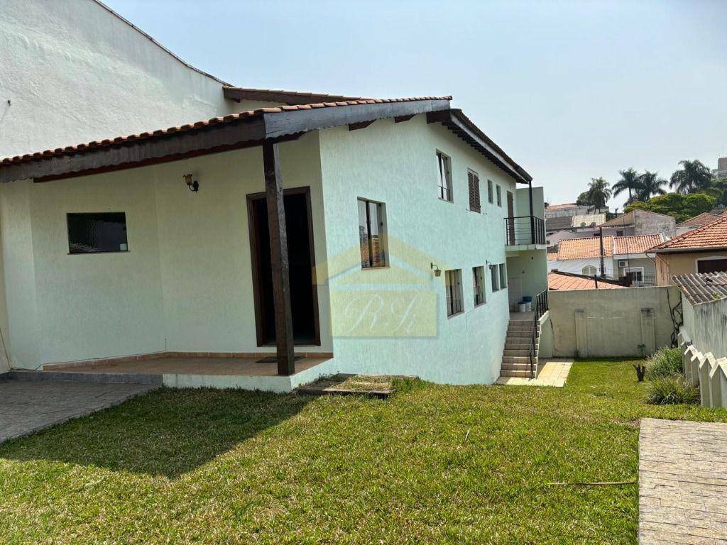 Casa para alugar com 2 quartos, 180m² - Foto 28