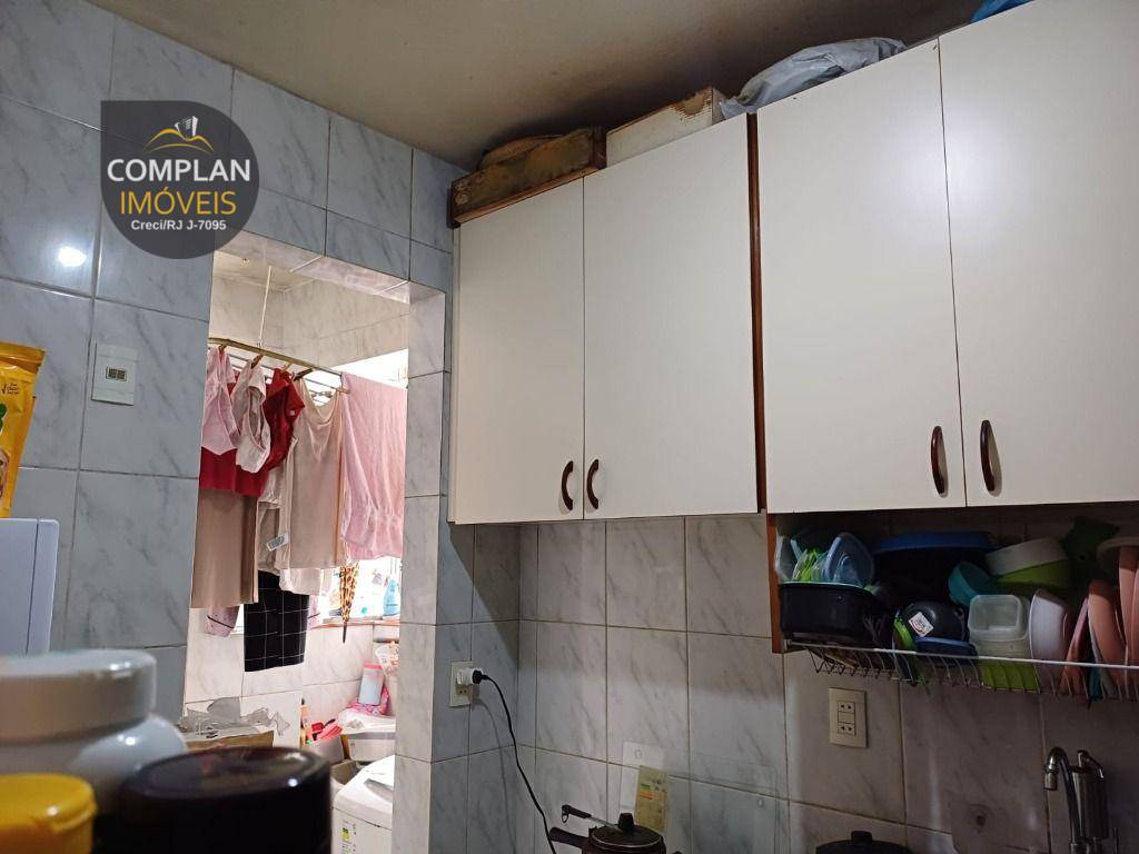 Apartamento à venda com 2 quartos, 64m² - Foto 18