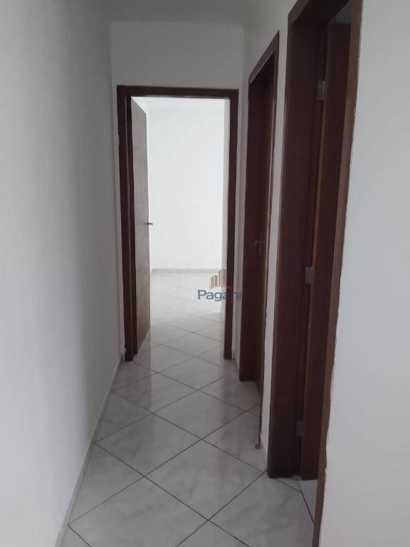 Apartamento para alugar com 2 quartos, 75m² - Foto 7