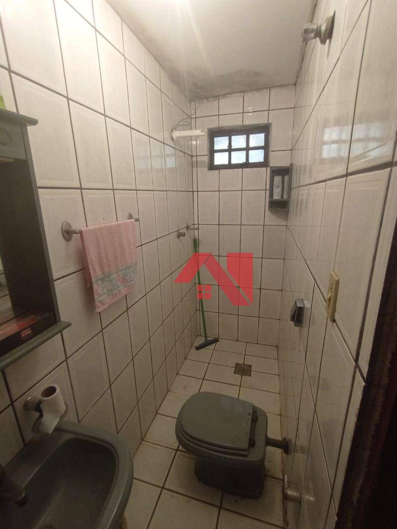 Casa à venda com 3 quartos, 250m² - Foto 16