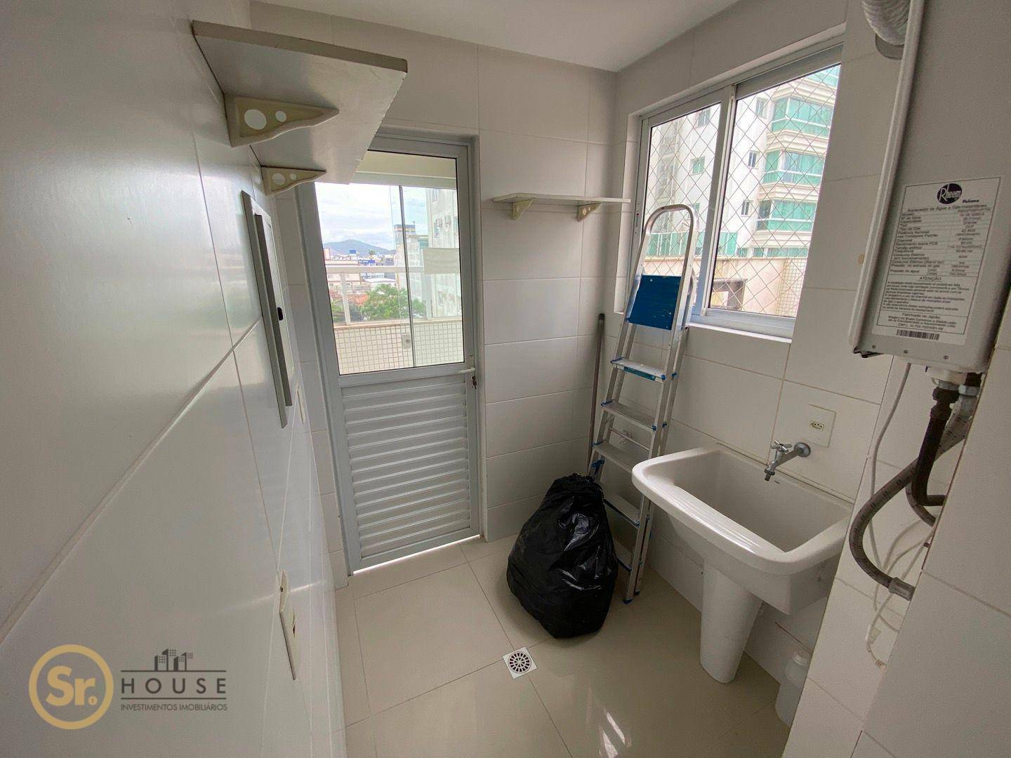 Apartamento à venda com 3 quartos, 160m² - Foto 5