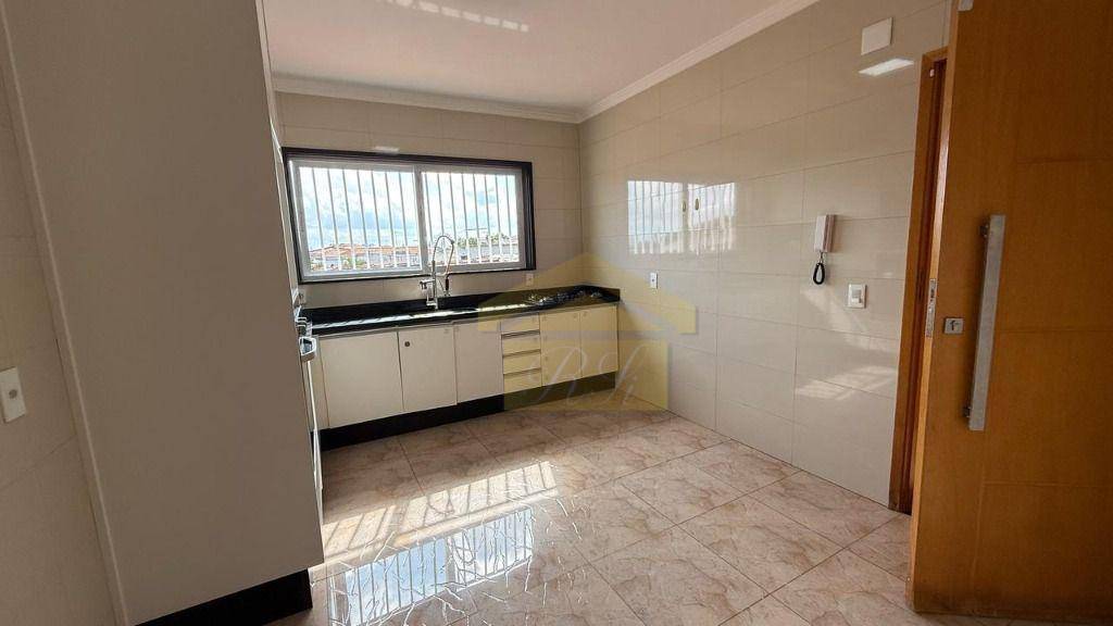 Sobrado para alugar com 3 quartos, 210m² - Foto 26