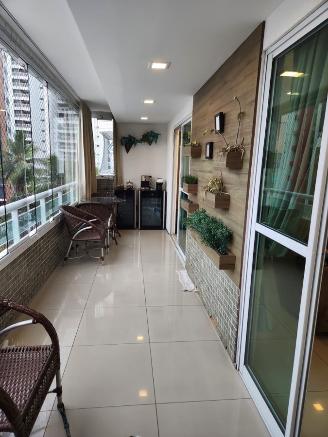Apartamento à venda com 3 quartos, 170m² - Foto 7