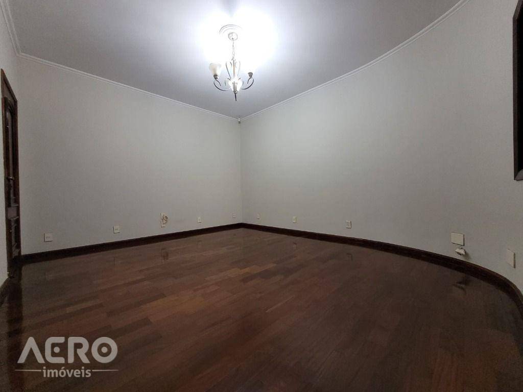 Casa à venda com 3 quartos, 172m² - Foto 35