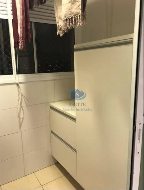 Apartamento à venda com 2 quartos, 69m² - Foto 3